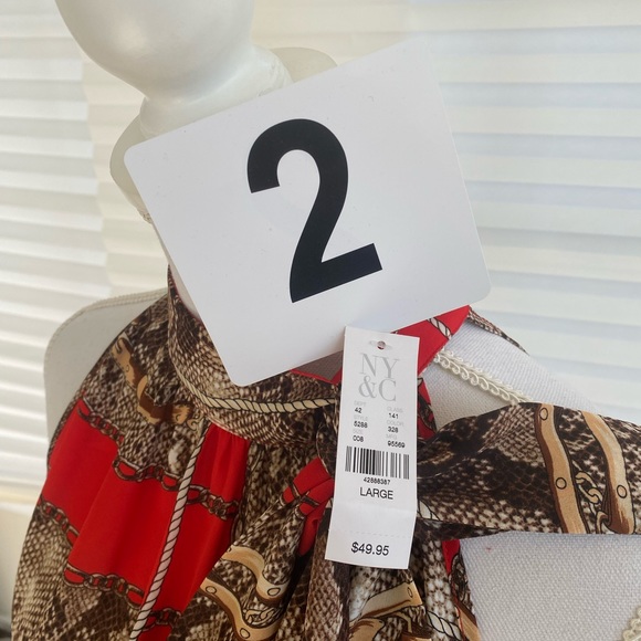 Top - Picture 4 of 4